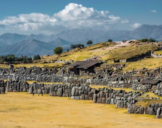Sacsayhuaman